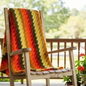 Vintage Handmade Crochet Ripple Afghan Throw Blanket Chevron Zigzag 40x60